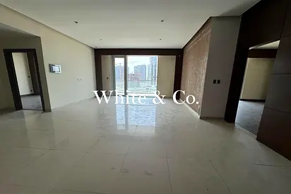 Pool View | Maid +Study | Spacious Layout | VOT