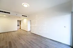 Park view Spacious layout Mid floor