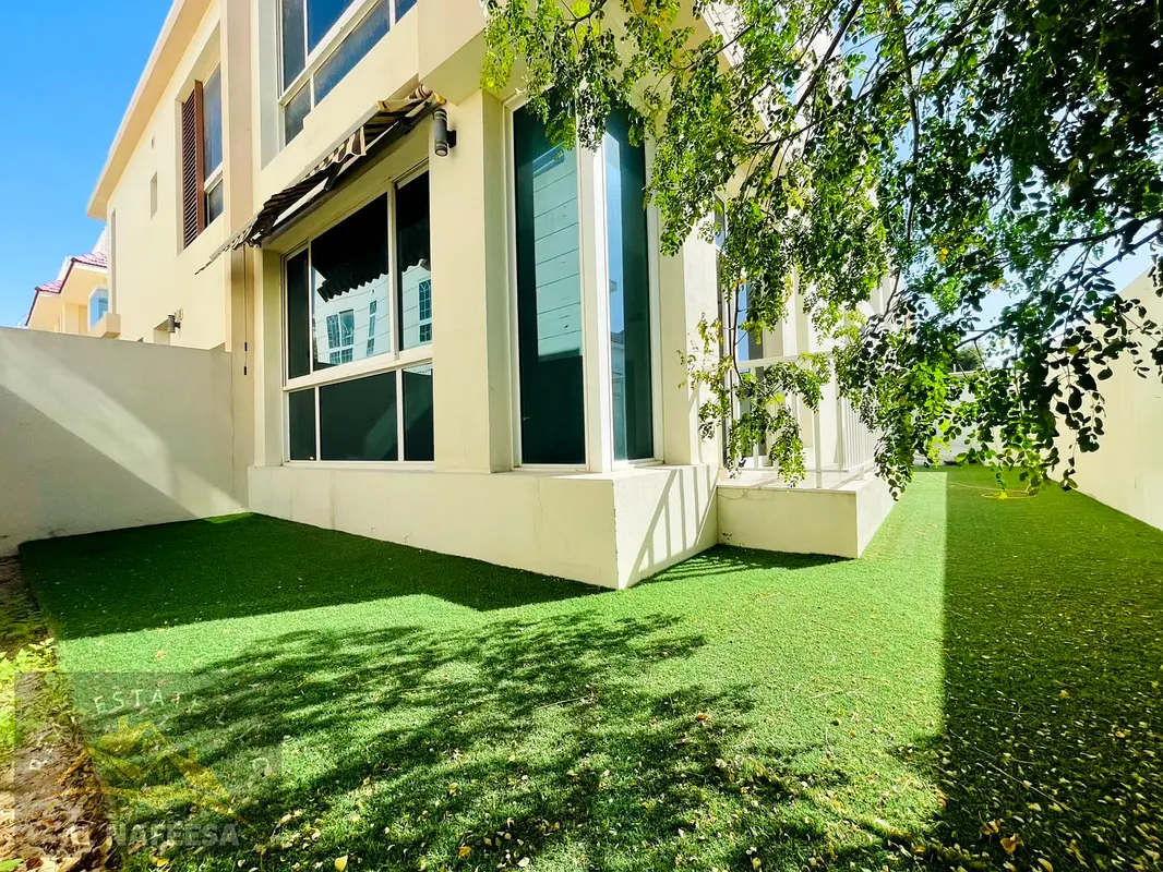 Amazing Quality 3 BHK with Maid Room & Private Backyard – 3 Years Old