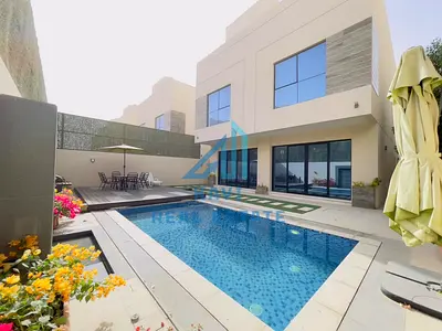 6 Bedrooms || Luxury and a Unique Lifestyle