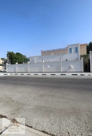 للبيع فيلا في امارة الشارقه في منطقة المنصوره
