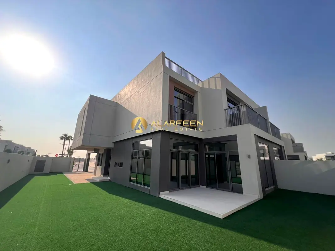 Limited Unit |4Bed Ensuite | Water Living | Brand New