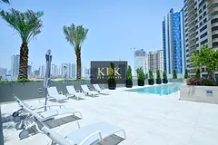 Pool+Community View | Corner Unit | Spacious