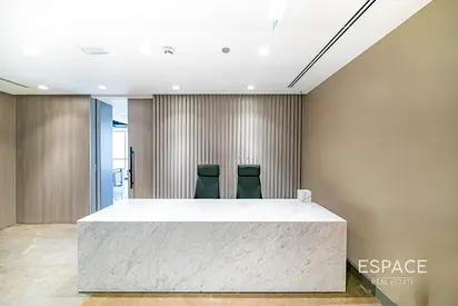 High End Luxury |Premium| Prime Location