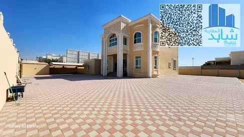 فيلا فسيحة مكونة من 6 غرف نوم | 15,000 قدم مربع. قدم. | موقع متميز في الرحمانية، الشارقة | 165 ألف درهم إماراتي سنوياً