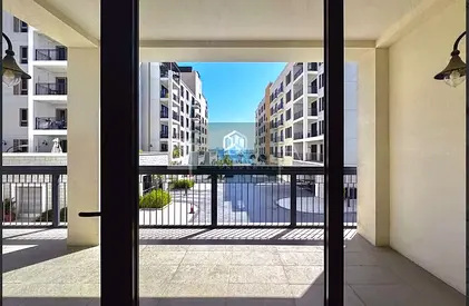 Sea View | Vacant | Multiple Options Available
