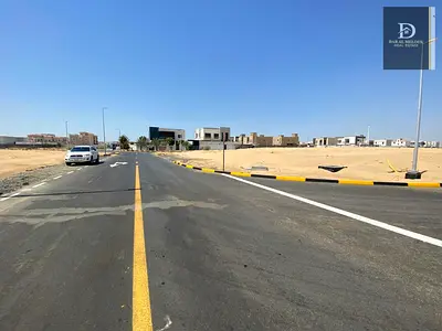 For sale in Sharjah Al Hoshi area Residential investment plot of land, area 5300 feet Very distinguished location, corner on two streets, 18 meters