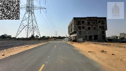 فرصة استثمارية مميزة في منطقة الحليو 2 بعجمان، أرض واسعة تبلغ مساحتها 3230 متر مربع معروضة للبيع بسعر 1,500,000 درهم. تقع هذه الأرض في موقع استراتيجي