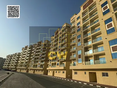 شقة جديدة بالكامل بغرفة نوم واحدة متاحة للبيع في مجتمع جميل بـ180 ألف