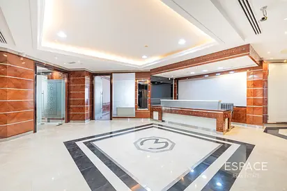 Entire Floor | High Floor | 13 Parking Spaces