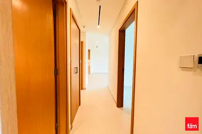 Modern 2br | Pool + Park View | Chiller Free