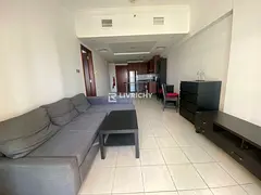 Lake View | 3 Min to Metro | Big Layout