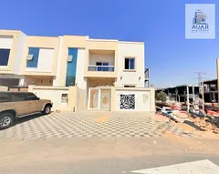 Townhouse villa for sale, five bedrooms, a living room, and a hall, including registration fees, at