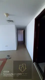 Three-bedroom apartment with a living room, large space, one master bedroom, 3 bathrooms, built-in w