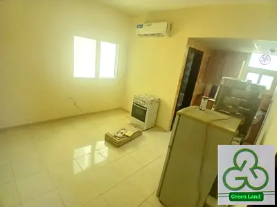 BIG OFFER STUDIO AVAILABLE FAMILY BUILDING Spilt ac and gas IDEAL LOCATION 15k