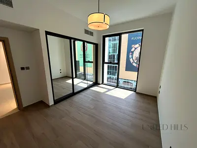 Spacious 1 Bedroom + Study | Two Full Bathrooms | Prime Circle Mall Location | H3 by Aurora