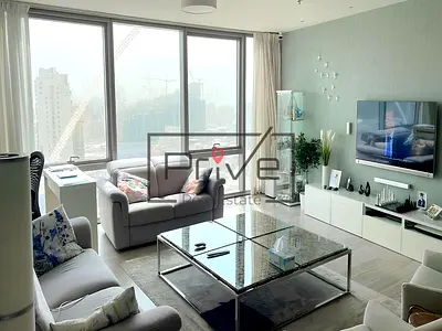 Upgraded I High Floor I Vacant on Transfer