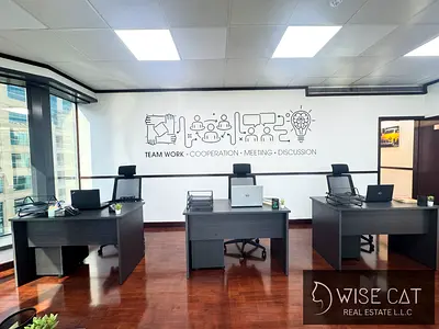 مساحة مكتبية مع ترخيص إيجاري معتمد من دائرة التنمية الاقتصادية | ادفع بالتقسيط عبر تابي | جميع الخدمات مشمولة | وصول مباشر إلى المركز على مدار الساعة