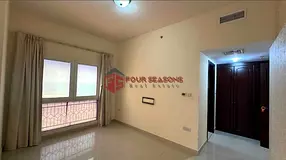 Live the View | 2BR with Partial Sea View + Full Lagoon Scenery | Royal Breeze 3