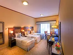 !!! Limited period offer! Big One Bedroom Apartment with Large bed or Triple Beds!! Ready to Move in