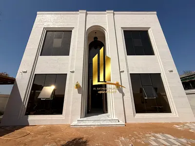 Modern villa in Al Hooshi Land area (5457) sq ft Consists of: 5 master bedrooms