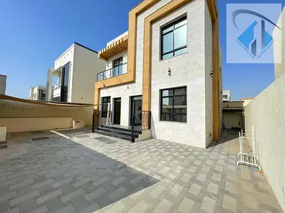 فيلا للبيع بتصميم حديث وتشطيب ممتاز شامل الكهرباء والمياة