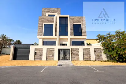 4BR Standalone l Elevator l Facing District 1 l Private Pool