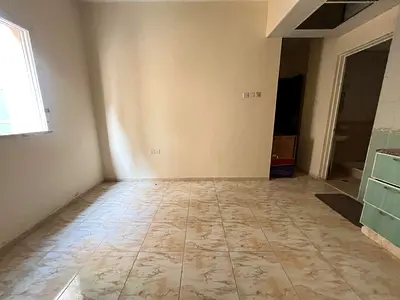 Lavish studio good building near school rent17k