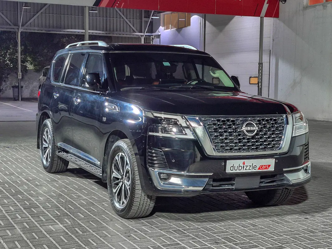 Nissan Patrol 2022 — photo 1 of 15