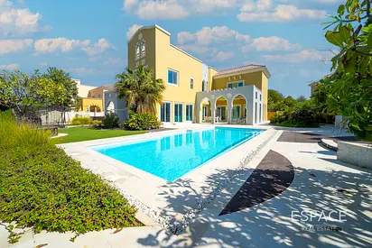 Co-Exclusive | A Type | Golf Course View