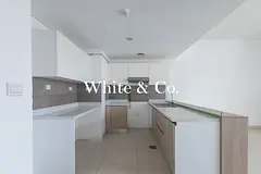 UPGRADED | 4 CHEQUES | MODERN | SPACIOUS