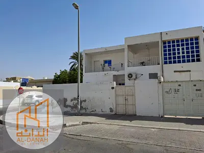 للبيع فيلا ارضي + 1- اربع غرف في الحزانة
