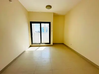 Parking free / supreb 2bhk with nice view / balcony+gym+pool just in 52k