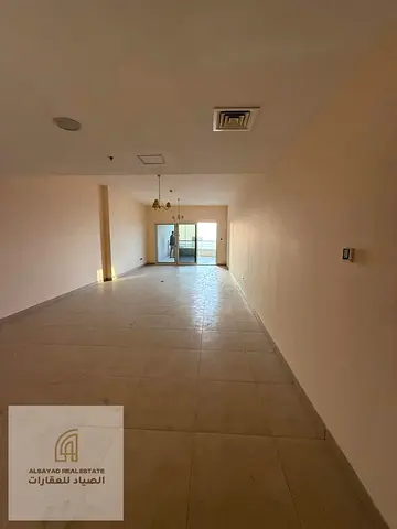 شقة مميزة بموقع مميز في المجاز 1
