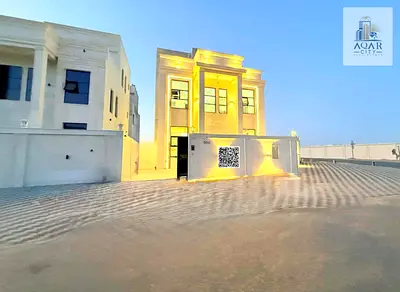 فرصه لا تعوض ارقى فيلا بالحليو من المالك مباشرة طابقيين و رووف مقابل مجمع ازها ومجمع المدارس والمول
