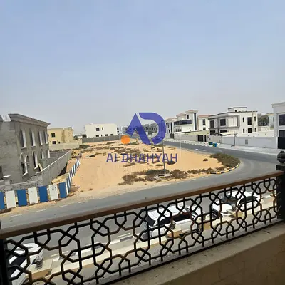 للإيجار فيلا جديدة اول ساكن في  منطقة الرقيبة