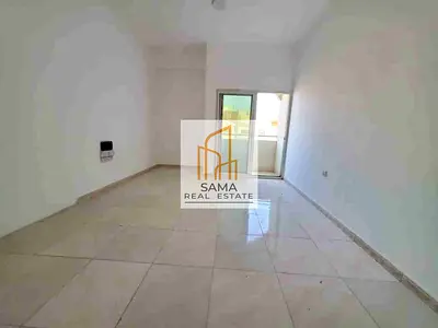 Neat n clean 1 bhk with balcony// 7 floor building// Close to dubai exit// rent 34k