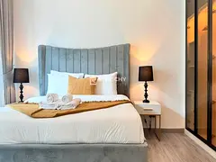 FULLY FURNISHED | UPGRADED | MODERN | BRIGHT