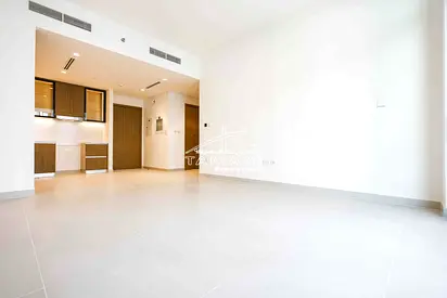 Stylish 1-Bedroom Apartment | Waterfront Views