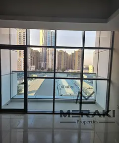 One Bedroom Apartment with Open View of Clock Tower in Burj Gulfa