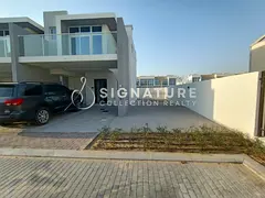 Corner Unit Townhouse | Vacant | 4 Cheques