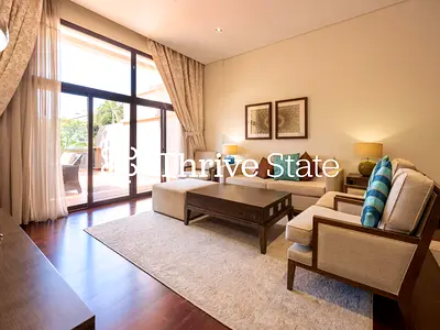 Palm View | Furnished | Upgraded | Beach Access