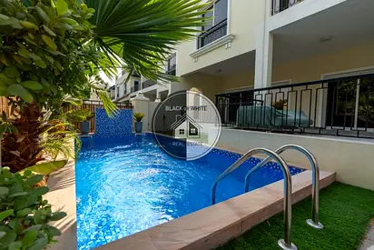 Upgraded 4BR Villa | Furnished | Bayti