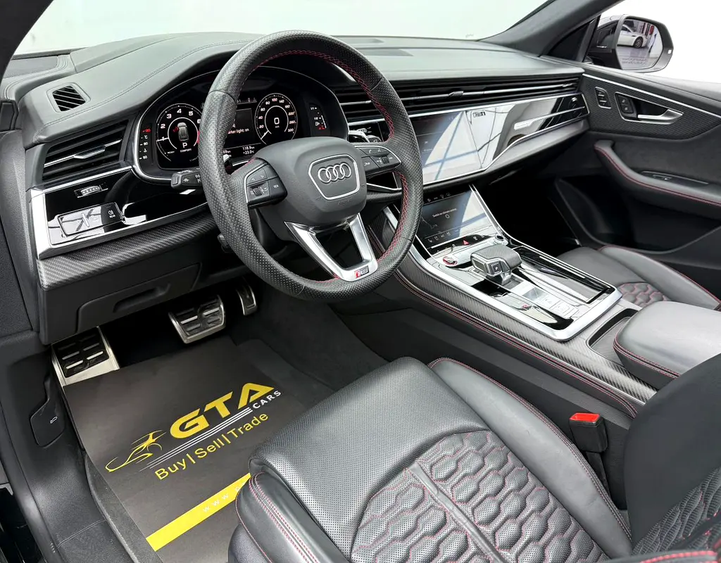 Audi RS Q8 2023