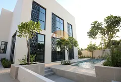 STRATEGIC LOCATION | FREEHOLD | 5% DP | COMMUNITY LIVING