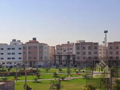 prime location studio in front of park ..park view family studio in 23k