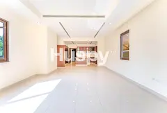 Single Row | Vacant | Private Garden