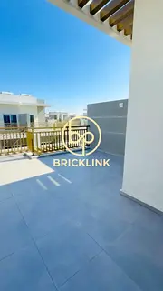 Brand New | Amenities by Walk | Close Kitchen | Multiple Cheques
