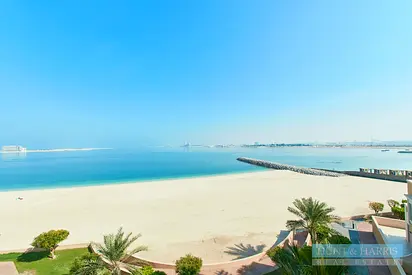 Upgraded &amp; Furnished 1 Bedroom for Sale on Al Marjan Island
