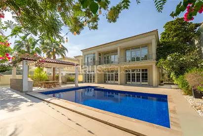 4,824 sq.ft BUA | Park Backing | 5 Bed + Study + M